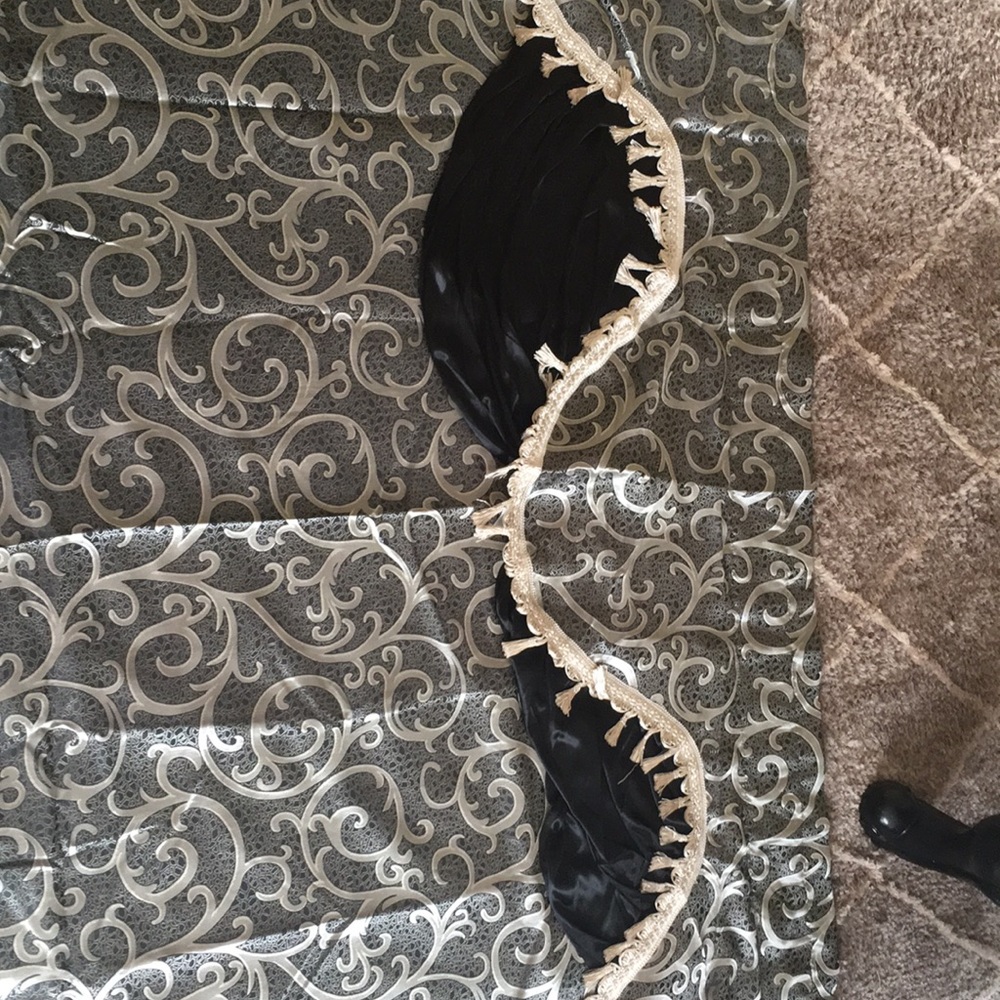Curtain